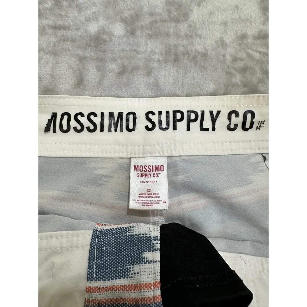 Mossimo Supply Co Shorts Mens Size 32 Multicolor Aztec Style Drawstring‎ Pocket